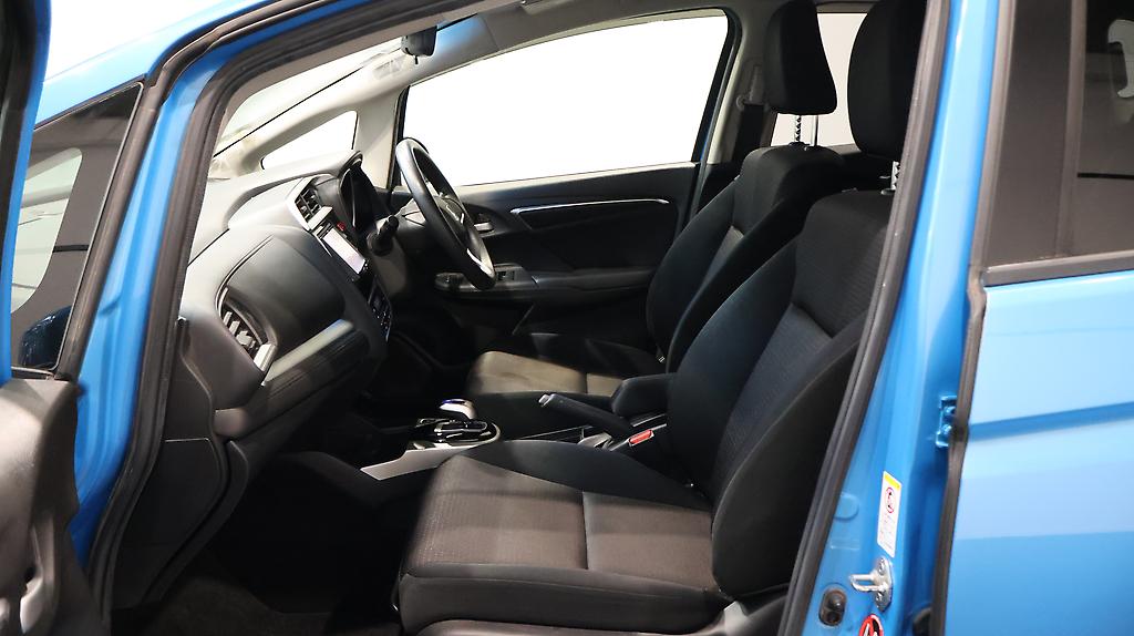2014 Honda Fit Hybrid F Package image 352237