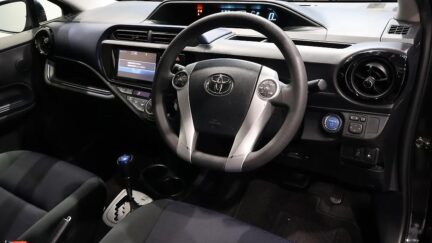 2015 Toyota Aqua S Model + Heated Seats image 347823