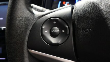 2015 Honda Shuttle Hybrid X image 351322