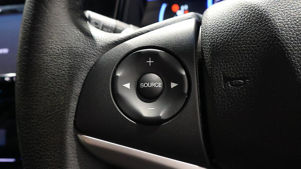 2015 Honda Shuttle Hybrid X image 351322