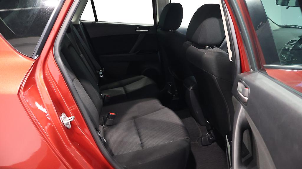 2013 Mazda Axela Sports 15S Sports Edition image 351653