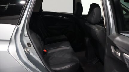 2015 Honda Shuttle Hybrid Z 4WD image 350958