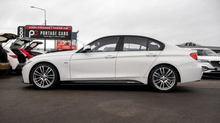 2013 BMW 320i M sports 8AT image 348667