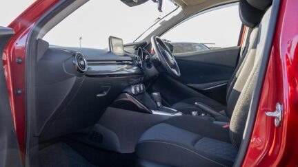 2015 Mazda Demio 13S 6AT skyactiv, push start image 351192