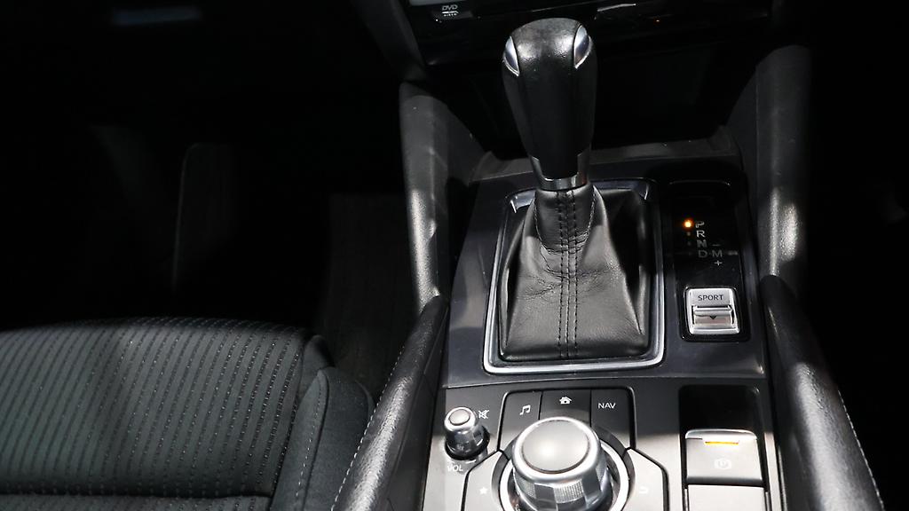 2015 Mazda Atenza 20S with Cruise Control and reverse Camera image 347190