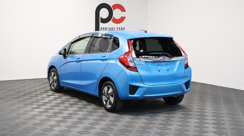 2014 Honda Fit Hybrid F Package image 352233