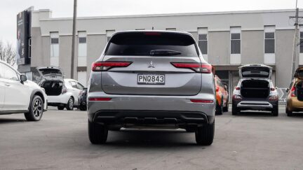 2022 Mitsubishi Outlander LS 2.5P/4WD/NZ NEW image 348820