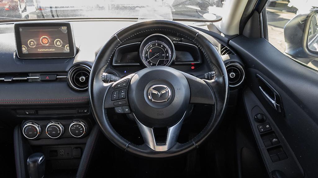 2016 Mazda Demio 13S Heated seats, image 346573