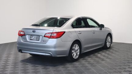2015 Subaru Legacy B4 AWD New Shape image 351442