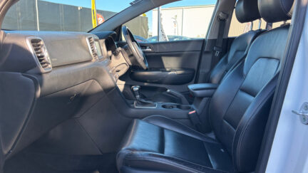 2016 Kia Sportage EX 2.4P/4WD/6AT/SW/5 image 351354