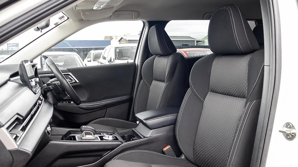 2022 Mitsubishi Outlander LS 2.5P/4WD/NZ NEW image 352356
