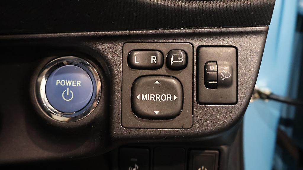 2013 Toyota Aqua S Model, Push Start, Reverse Camera image 348613