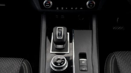 2022 Mitsubishi Outlander LS 2.5P/4WD/NZ NEW image 350226