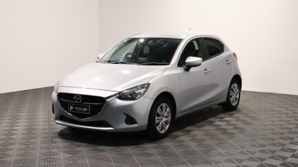 2017 Mazda Demio 13S, Reverse Camera + Push Button Start image 348445