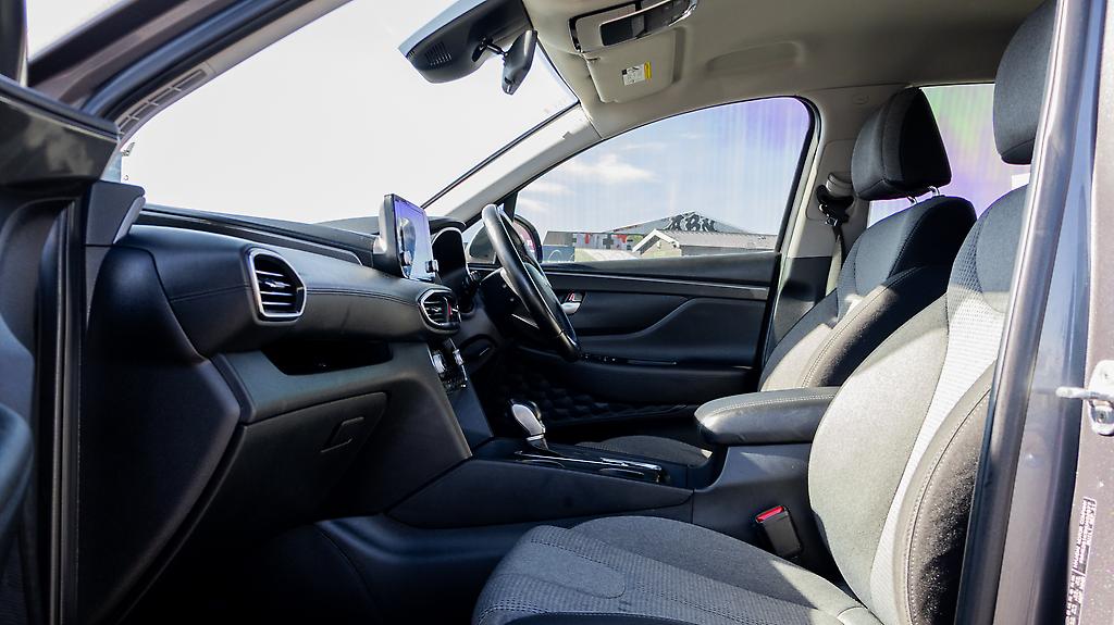 2021 Hyundai Santa Fe TM 4WD NZ NEW Window Tints image 352946