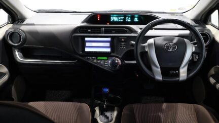 2013 Toyota Aqua G Model + Heated Seats image 347648