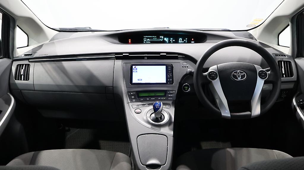 2012 Toyota Prius S Model + Reverse Camera image 349369