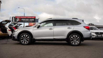 2015 Subaru Outback Limited AWD Leather pkg image 347881