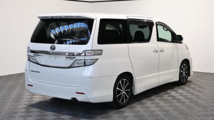 2012 Toyota Vellfire 2.4Z, 8 Seater, Reverse Camera image 349452