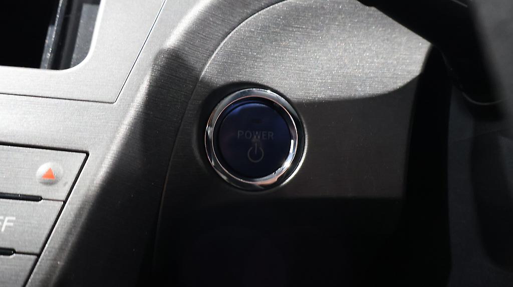 2013 Toyota Prius S Model image 350503