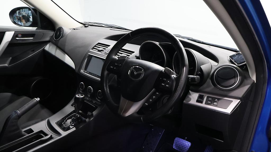 2012 Mazda Axela Sports 20S Skyactiv image 348141