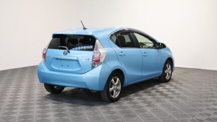 2014 Toyota Aqua G Model, Push Start, Reverse Camera image 350038