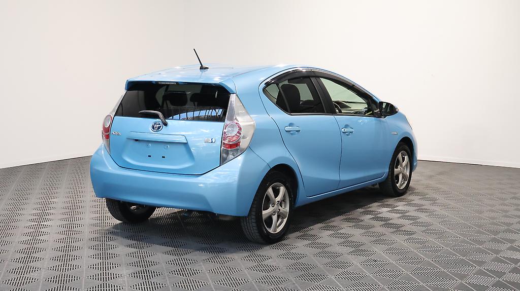 2014 Toyota Aqua G Model, Push Start, Reverse Camera image 350038