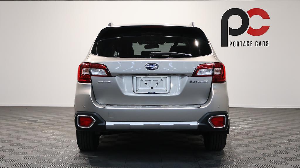 2015 Subaru Outback Limited AWD image 350421