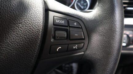 2013 BMW 320i 320i SE image 346896