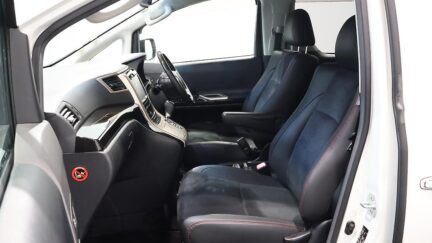 2013 Toyota Vellfire 2.4Z Golden Eyes image 347621