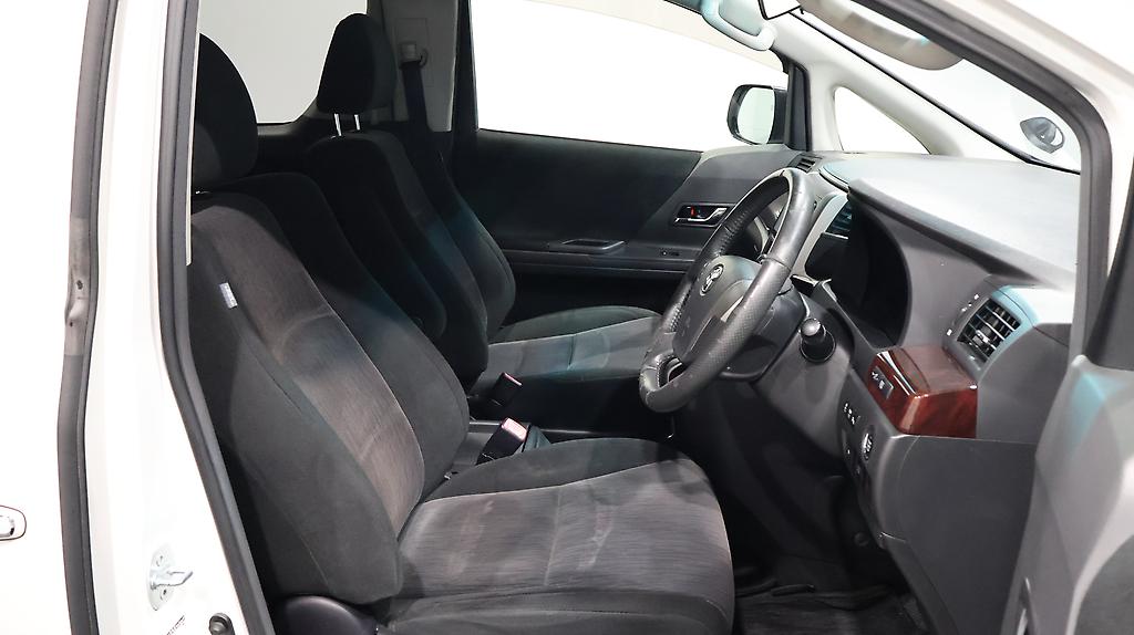 2014 Toyota Vellfire 2.4Z image 348350
