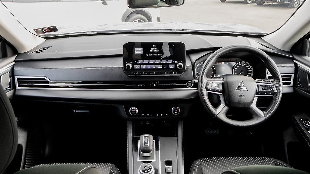 2022 Mitsubishi Outlander LS 2.5P/4WD/NZ NEW image 348822