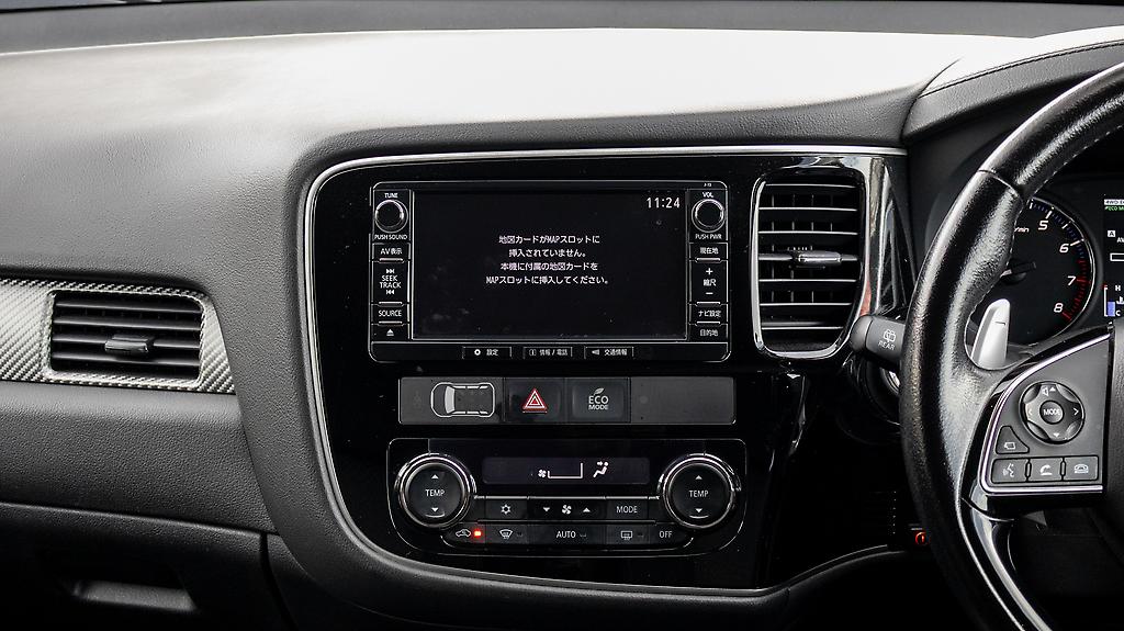 2015 Mitsubishi Outlander 4WD Push start, 7 Seater image 348439