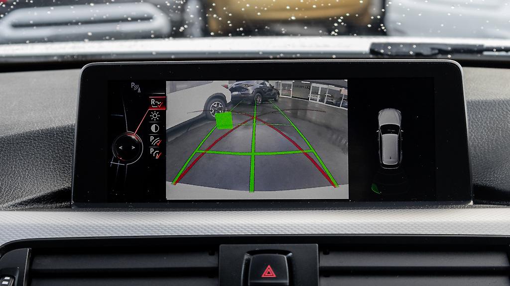 2013 BMW 3 Series 320i M Sports , Parking sensors image 346619