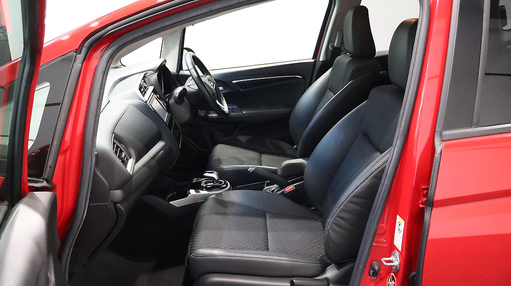 2014 Honda Fit Hybrid L-Package image 349409