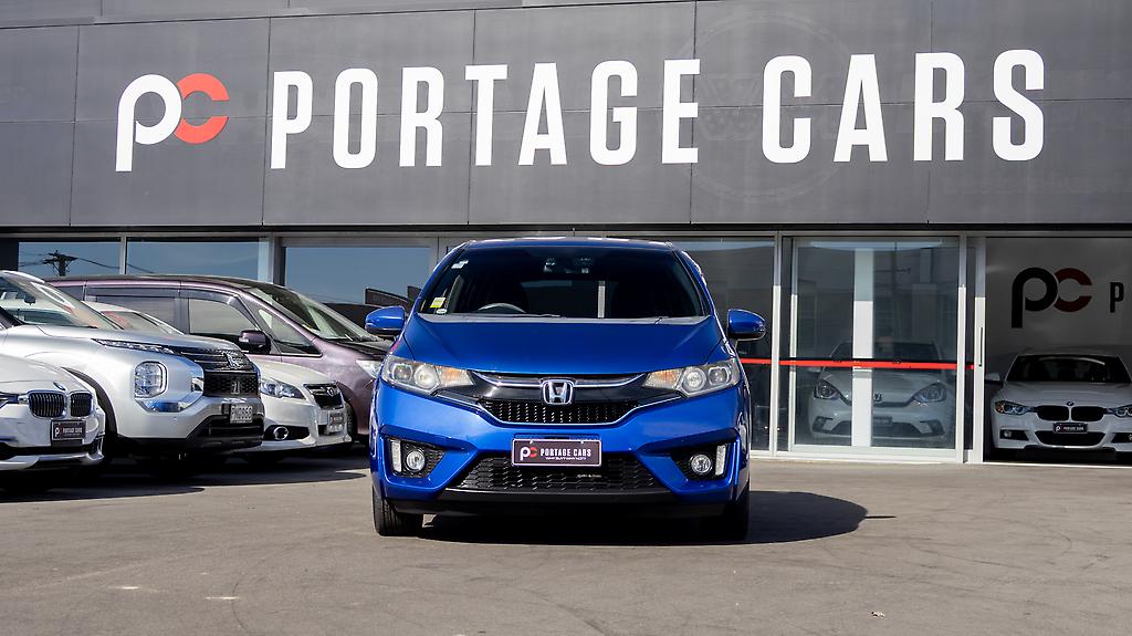 2016 Honda Fit F spec hybrid 7AT Push start image 351157