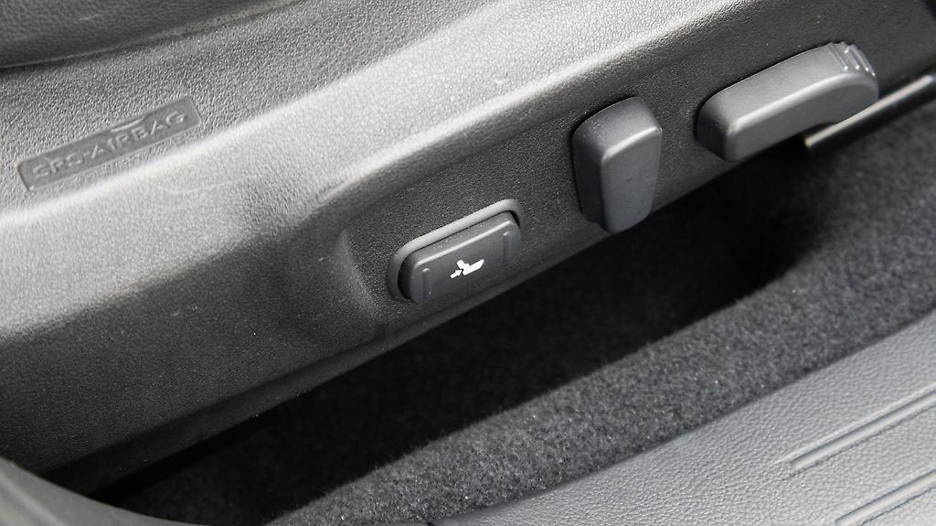 2015 Subaru Outback Limited AWD Leather pkg image 347895