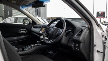 2015 Honda Vezel Hybrid X image 346550
