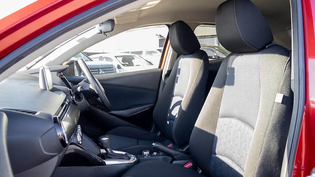 2015 Mazda Demio 13S 6AT skyactiv, push start image 351190