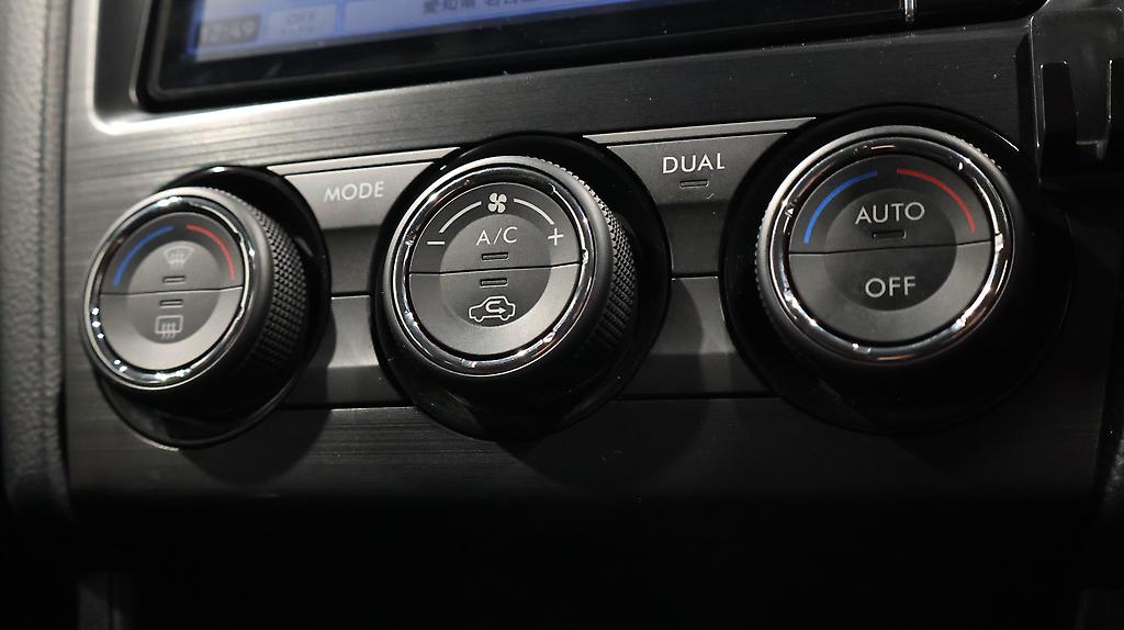2014 Subaru XV 2.0i-L Eyesight AWD image 352044