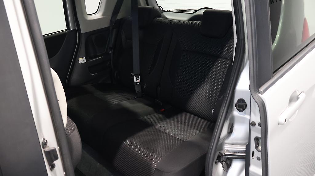 2014 Suzuki Solio G Limited image 351994