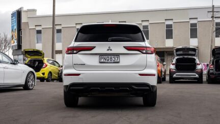 2022 Mitsubishi Outlander LS 2.5P/4WD/NZ NEW image 352341