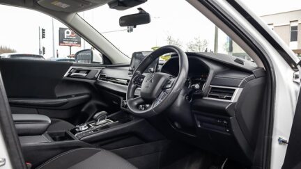 2022 Mitsubishi Outlander LS 2.5P/4WD/NZ NEW image 352348