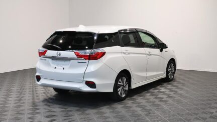 2017 Honda Shuttle Hybrid New shape image 348555