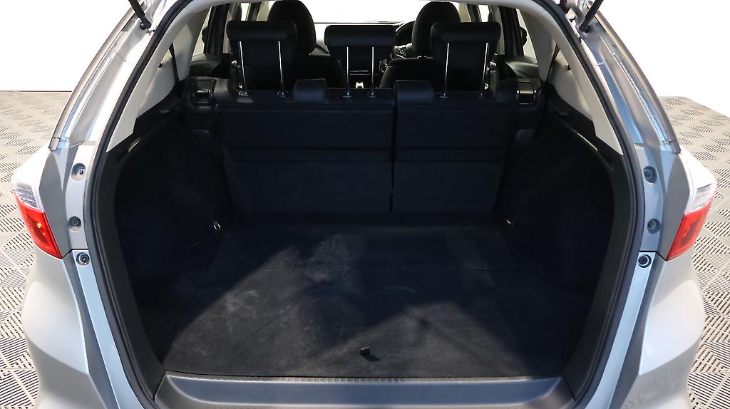 2015 Honda Shuttle Hybrid Z 4WD image 350955