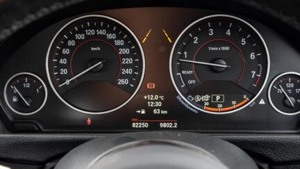 2014 BMW 320i 8AT 320i M sport Push start image 348367