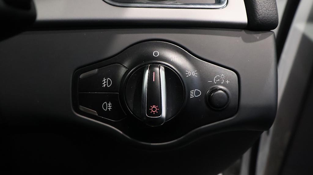 2012 Audi A4 Avant 2.0 TFSI S-Line Package image 347675