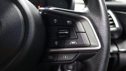 2017 Subaru XV 2.0i-L Eyesight Black Leather AWD image 346343