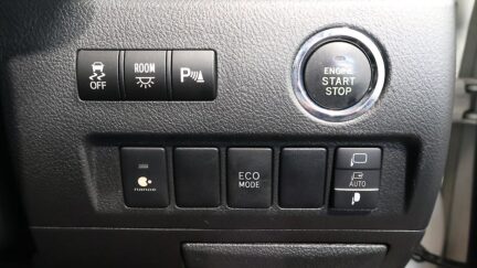 2013 Toyota Vellfire 2.4Z Golden Eyes image 347632