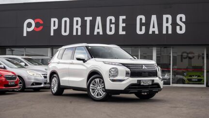 2022 Mitsubishi Outlander LS 2.5P/4WD/NZ NEW image 352338